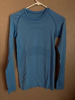 lululemon athletica long sleeve seamless top in teal blue